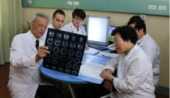 到自闭症研究院 让星星的孩子找到回家的路