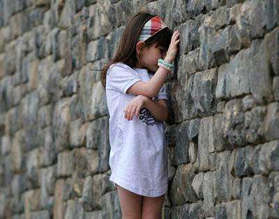 自闭症儿童的异常行为有哪些