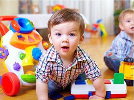 小儿多动症是怎样引起的?